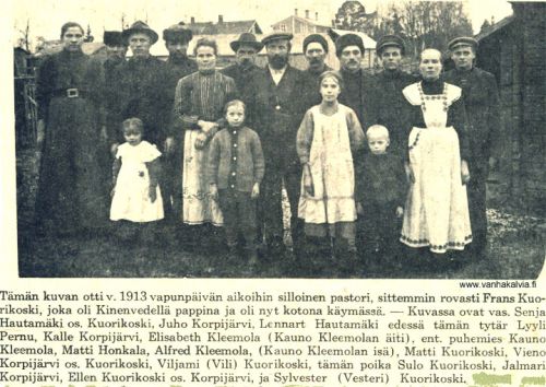 Kleemolan kylän väkeä

Kuva on julkaistu Keskipohjanmaa-lehdessä 1970-luvulla.
Keywords: Kuorikoski Hautamäki Korpijärvi Kleemola Pernu Honkala