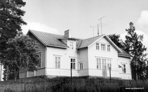 Peltokorven kansakoulu 1966
Peltokorven kansakoulu on valmistunut vuonna 1909 ja kuvattu 1966.
