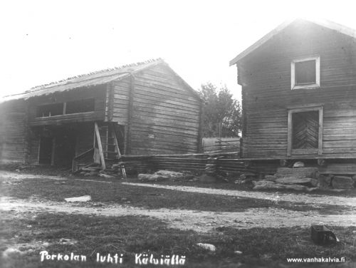Porkolan luhti
Kuvaajana on ollut opettaja Kalle Järvi (Järvi 20). Kuva lienee 1900-luvun alkuvuosilta.
Keywords: Porkola Järvi 
