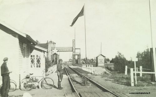 Rajajoki
Yksi raide valtakunnan rajalla 1939.

Keywords: Rajajoki Terijoki 